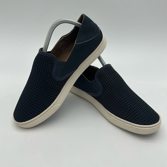 Olukai Women’s Size 10 Blue and White Slip-On Loafers with Cushioned Sole - Picture 1 of 15
